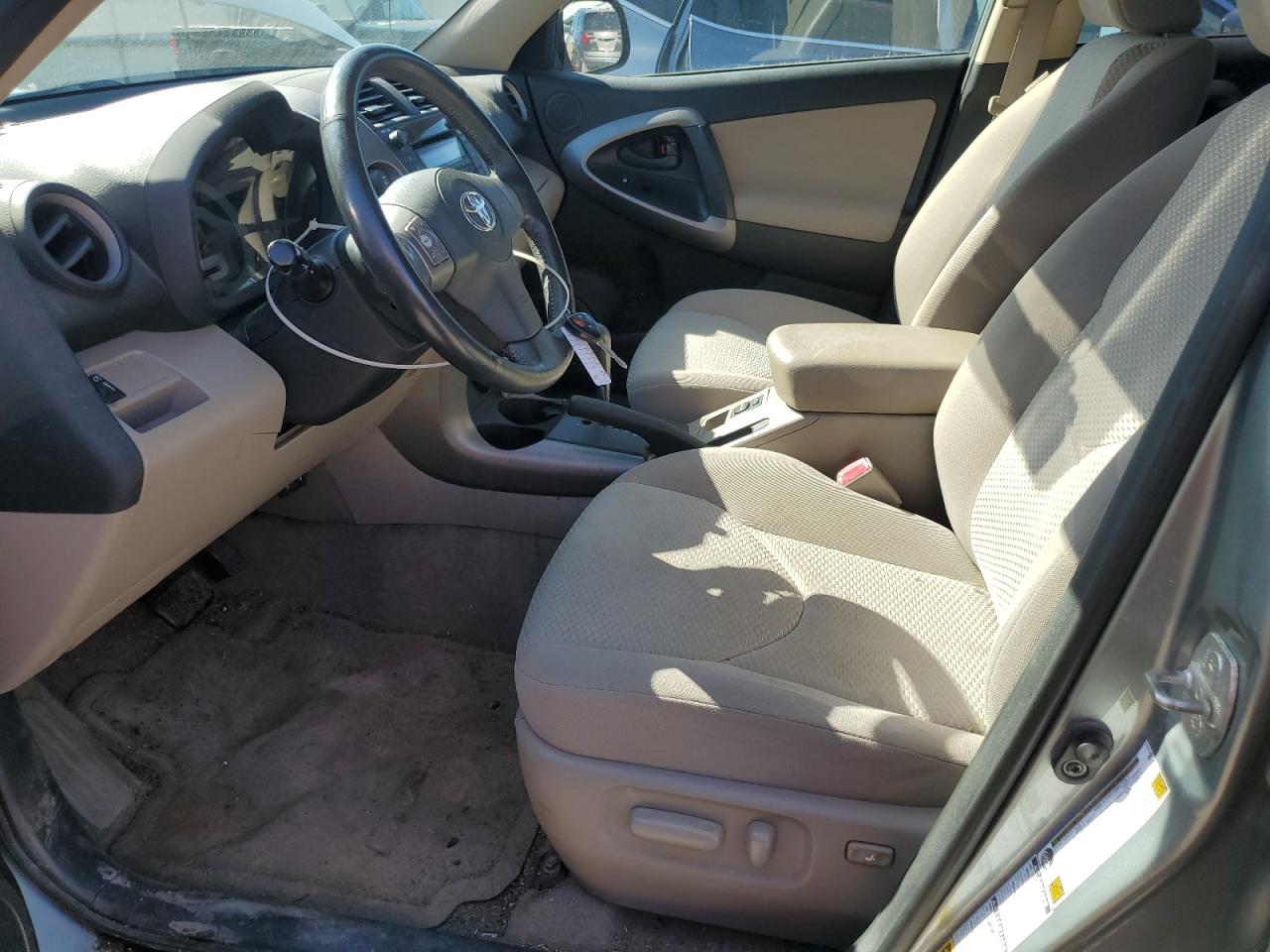 2007 Toyota Rav4 Limited VIN: JTMBD31V875099589 Lot: 81847535