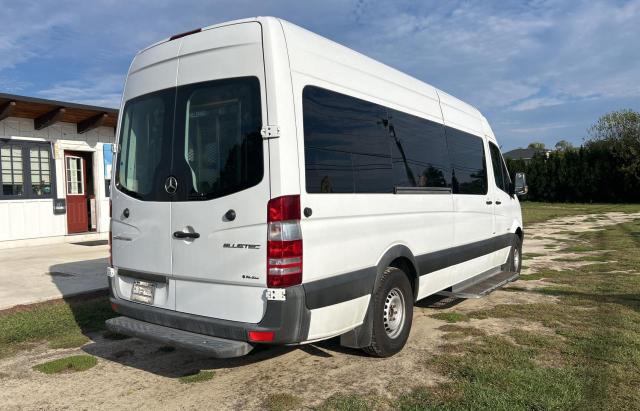 Minivans MERCEDES-BENZ SPRINTER 2014 Biały