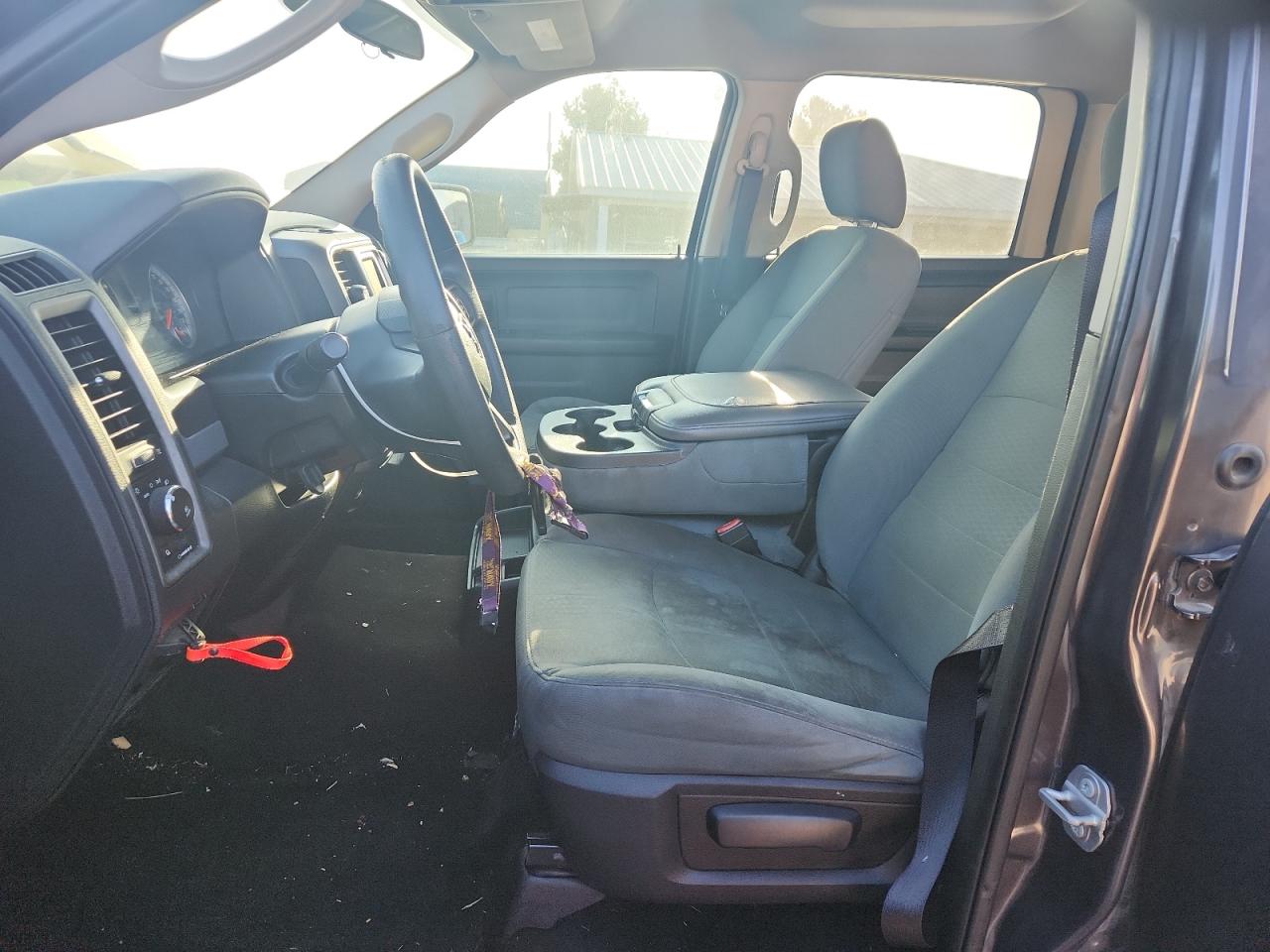 2017 Ram 1500 St VIN: 1C6RR6KT9HS622322 Lot: 81767875