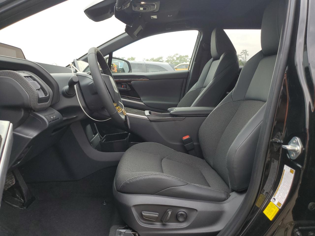 2025 Toyota Bz4X Xle VIN: JTMAAAAA6SA073532 Lot: 83927375