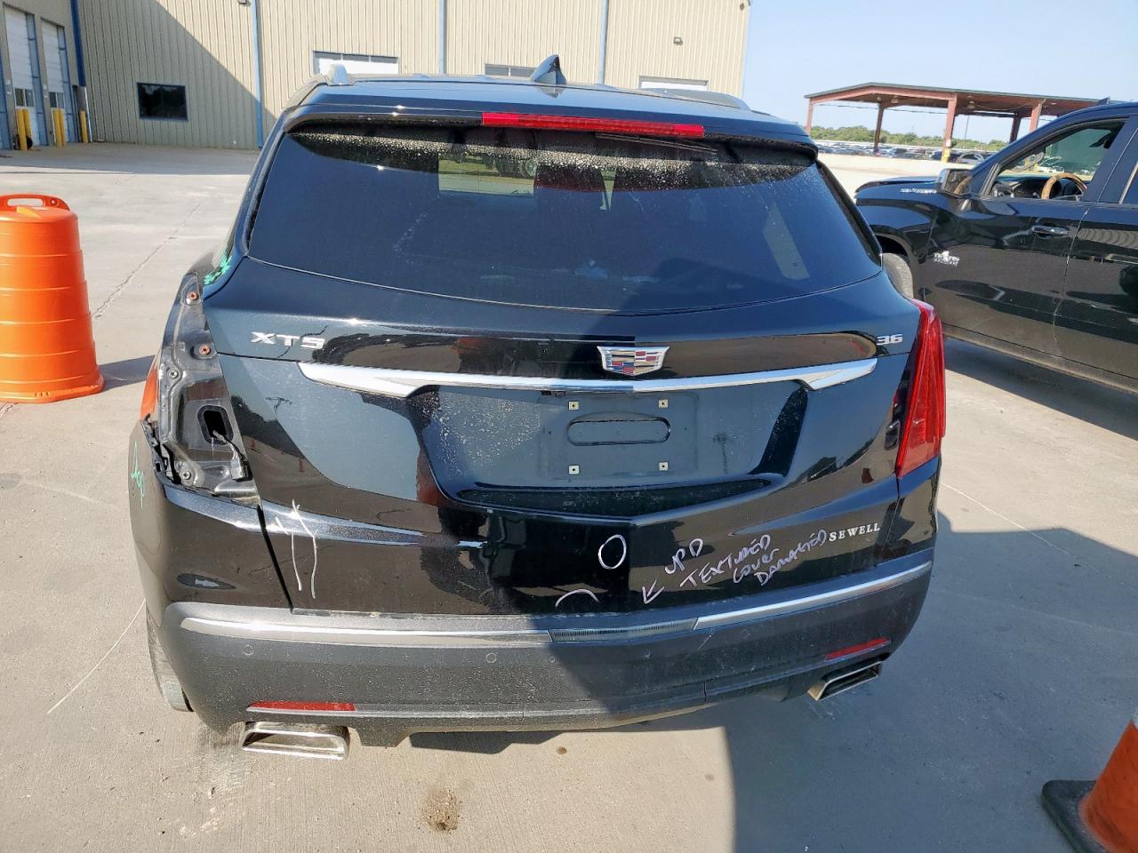 2018 Cadillac Xt5 Luxury VIN: 1GYKNCRS1JZ234557 Lot: 72027635