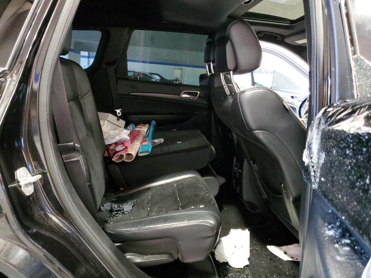 2015 Jeep Grand Cherokee Laredo VIN: 1C4RJFAGXFC627864 Lot: 71897845