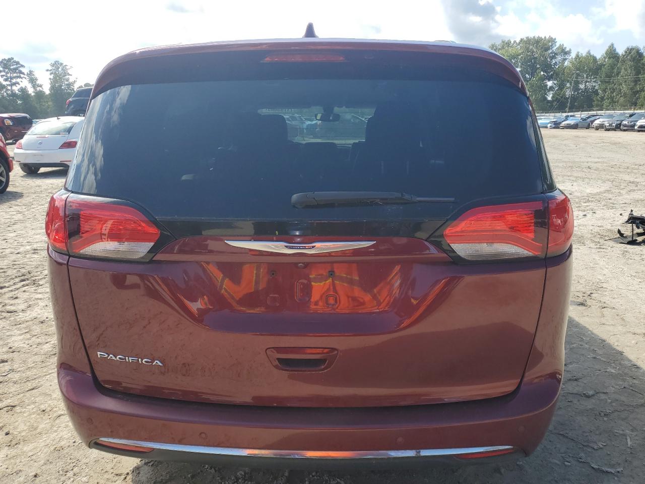 2020 Chrysler Pacifica Touring L VIN: 2C4RC1BG9LR250555 Lot: 71793005