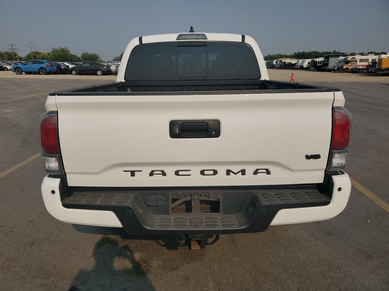 2022 Toyota Tacoma Double Cab VIN: 3TYCZ5AN3NT098458 Lot: 71894725