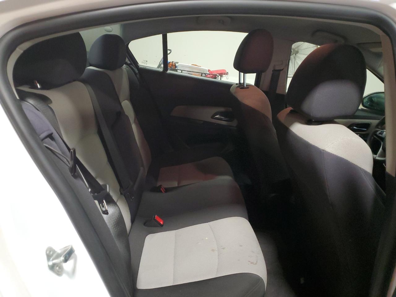 2014 Chevrolet Cruze Ls VIN: 1G1PA5SG9E7393247 Lot: 82125765