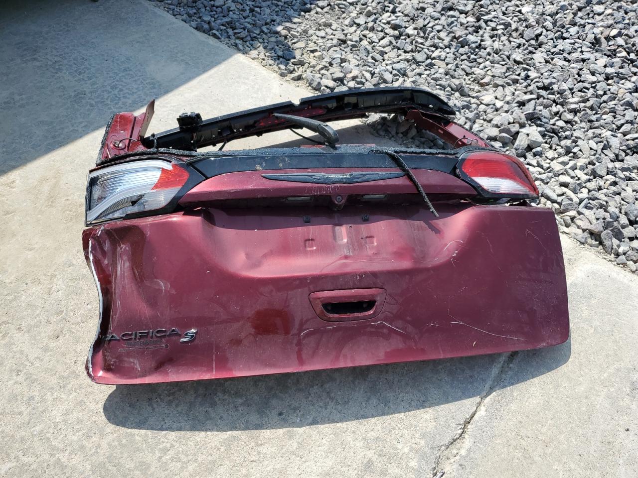 2020 Chrysler Pacifica Touring L Plus VIN: 2C4RC1EG3LR229888 Lot: 71311575