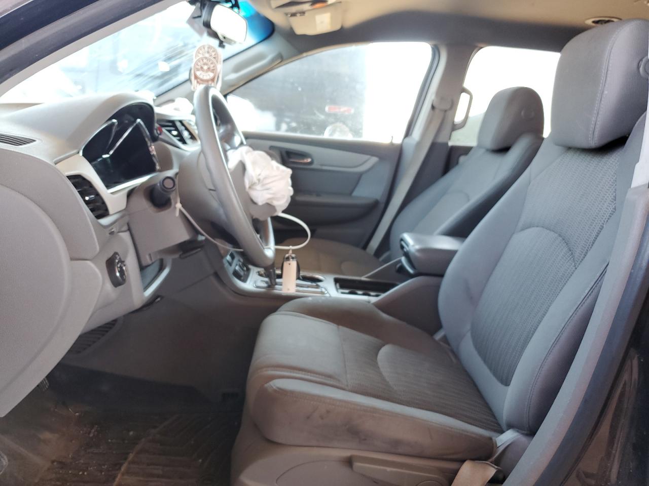 2016 Chevrolet Traverse Ls VIN: 1GNKRFED3GJ236070 Lot: 70949835