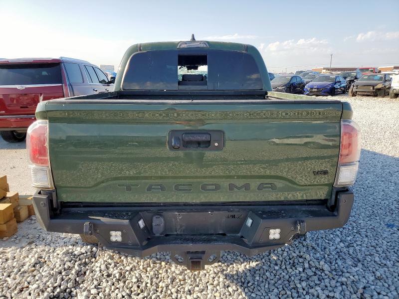  TOYOTA TACOMA 2021 Зеленый