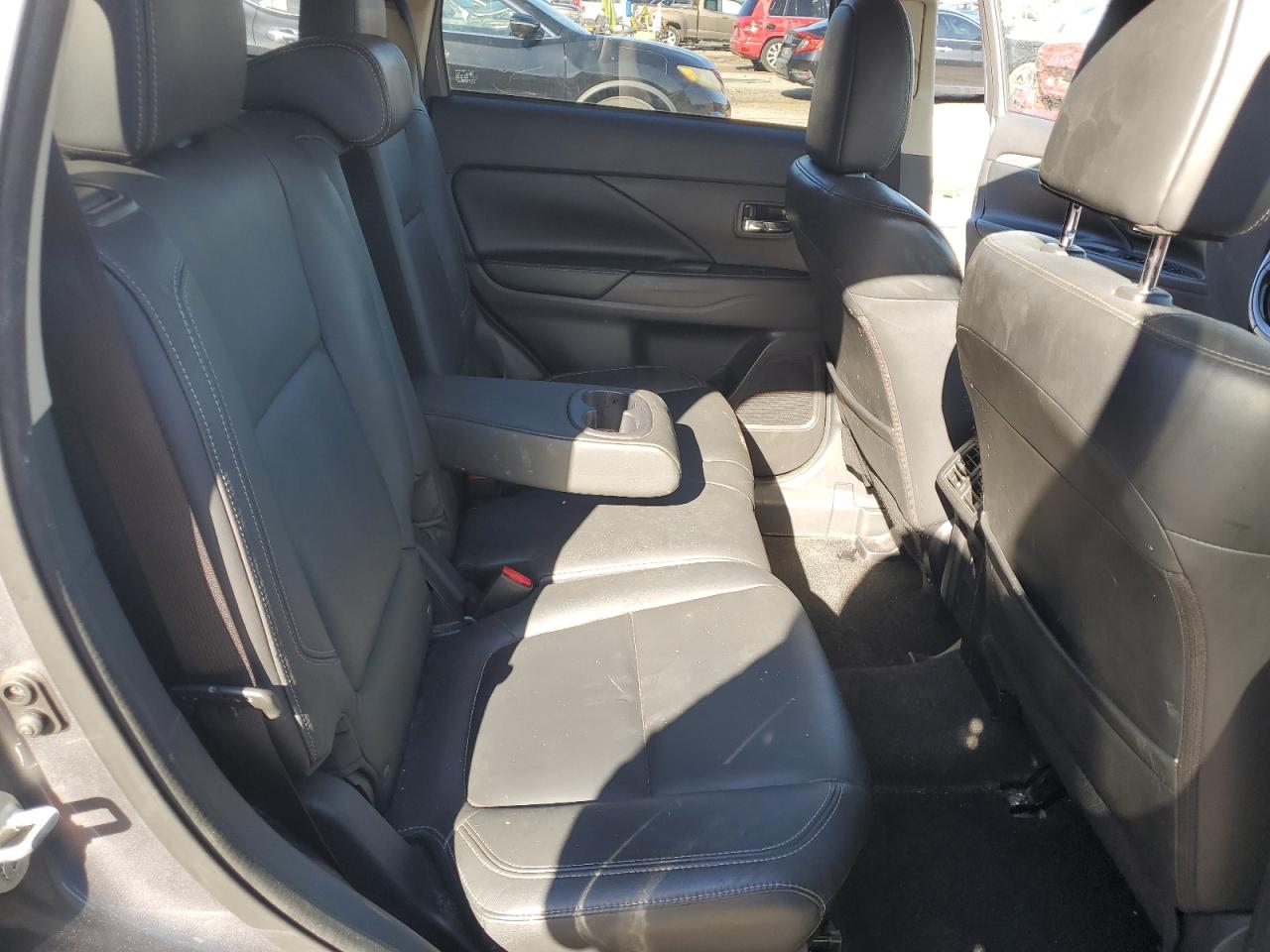 2019 Mitsubishi Outlander Se VIN: JA4AZ3A30KJ001547 Lot: 81762755