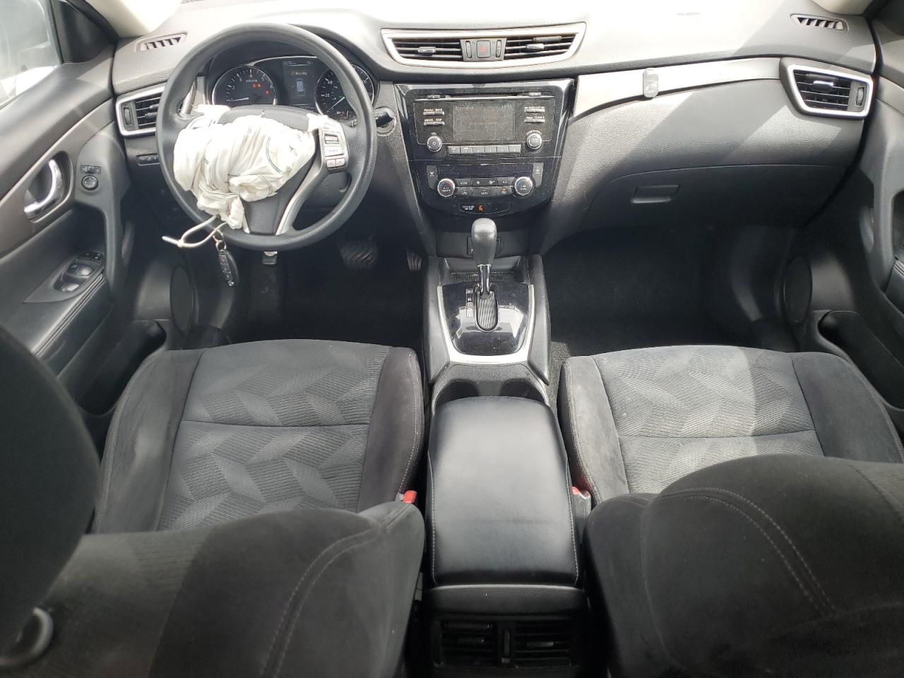 2015 Nissan Rogue S VIN: 5N1AT2ML4FC803117 Lot: 84299475