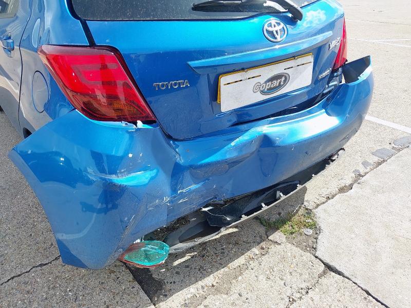 2016 TOYOTA YARIS DESIGN HYBRID VVT-I 