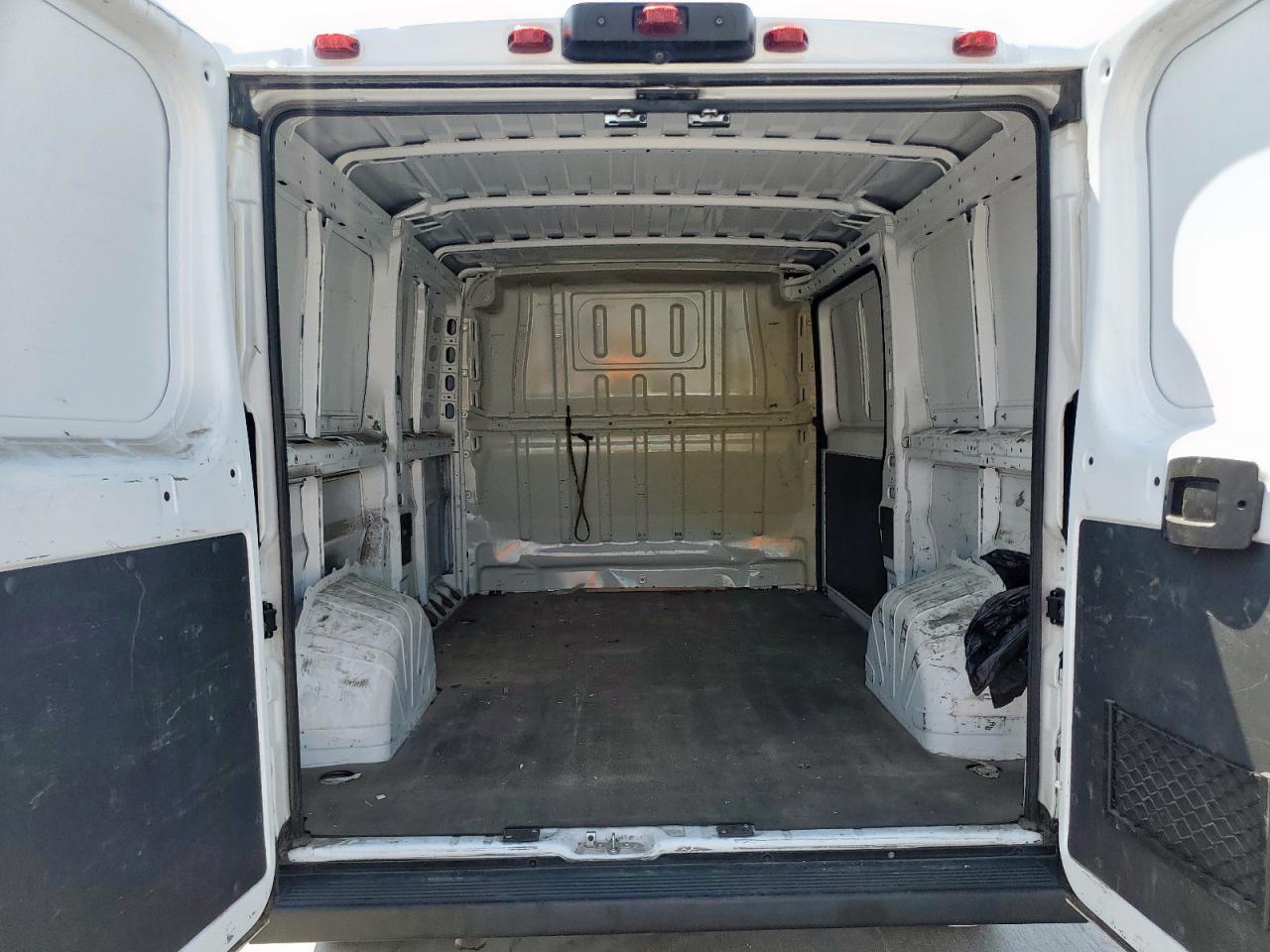 2020 Ram Promaster 1500 1500 Standard VIN: 3C6TRVAG8LE121793 Lot: 81455855