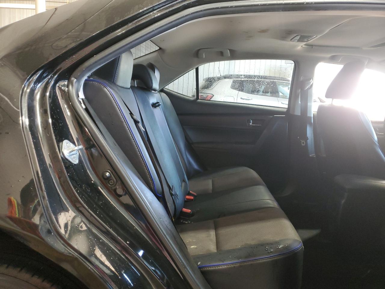 2018 Toyota Corolla L VIN: 2T1BURHE9JC061551 Lot: 71491625