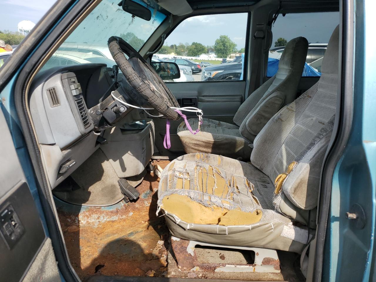 1994 Chevrolet Astro VIN: 1GNDM19ZXRB124251 Lot: 80590255