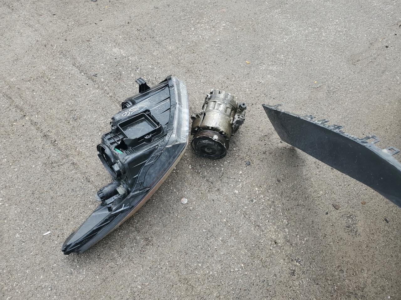 2021 Chevrolet Tahoe C1500 Lt VIN: 1GNSCNKD2MR222738 Lot: 81114925