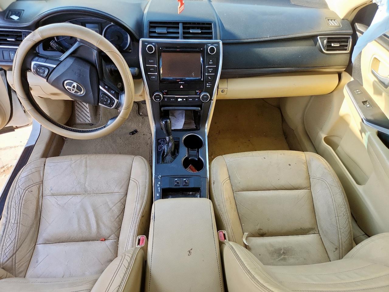 2016 Toyota Camry Le VIN: 4T4BF1FK7GR521033 Lot: 82154535