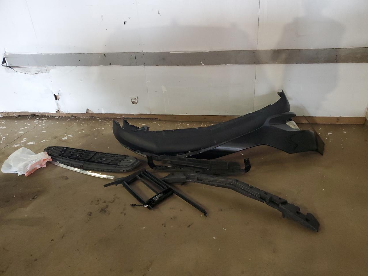 2020 Chevrolet Equinox Lt VIN: 2GNAXUEV1L6129668 Lot: 81607925