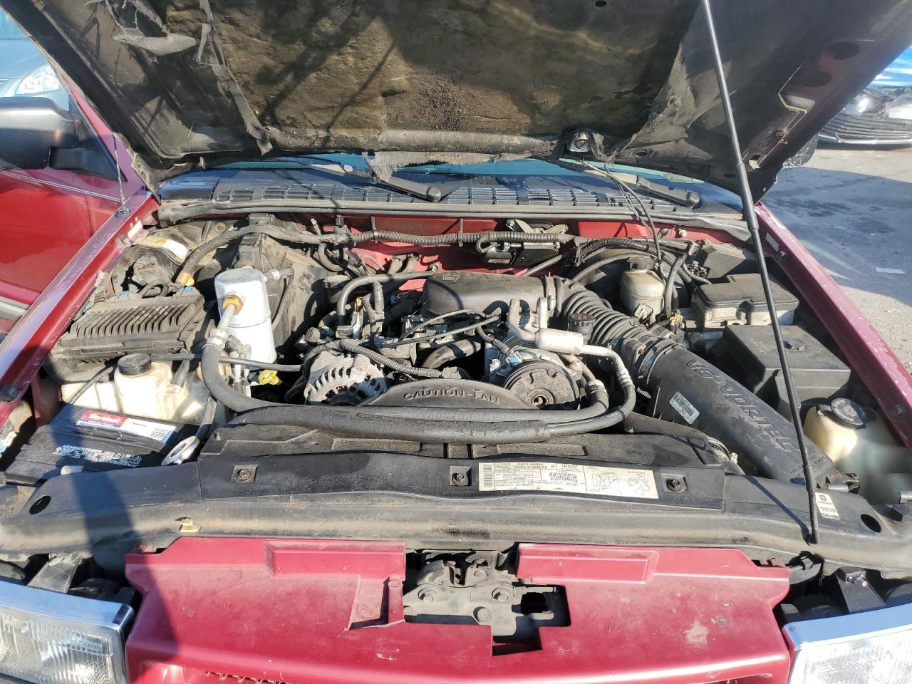 2000 Chevrolet Blazer VIN: 1GNDT13W0Y2255463 Lot: 81561865