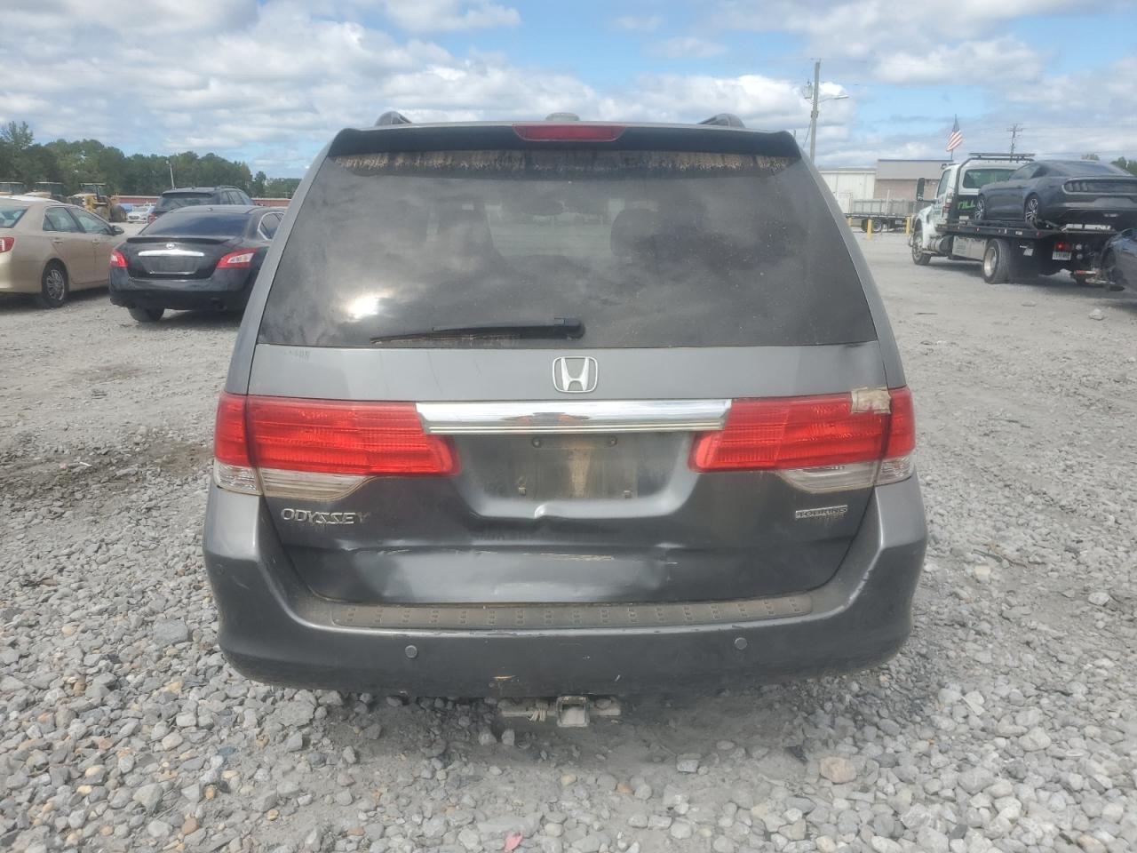 2010 Honda Odyssey Touring VIN: 5FNRL3H9XAB072586 Lot: 83947865