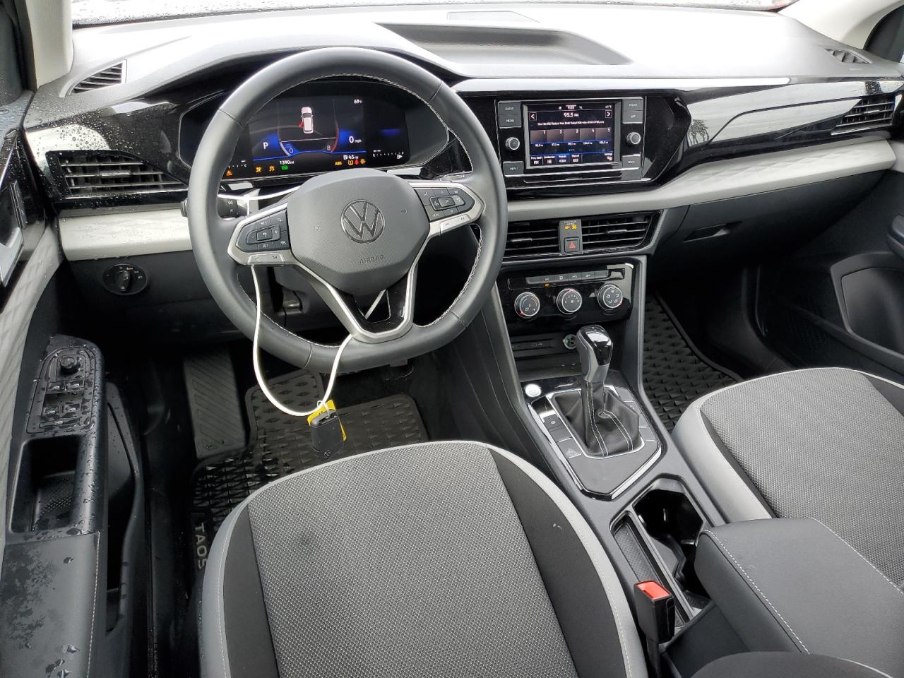 2024 Volkswagen Taos S VIN: 3VV5X7B23RM130357 Lot: 81342225