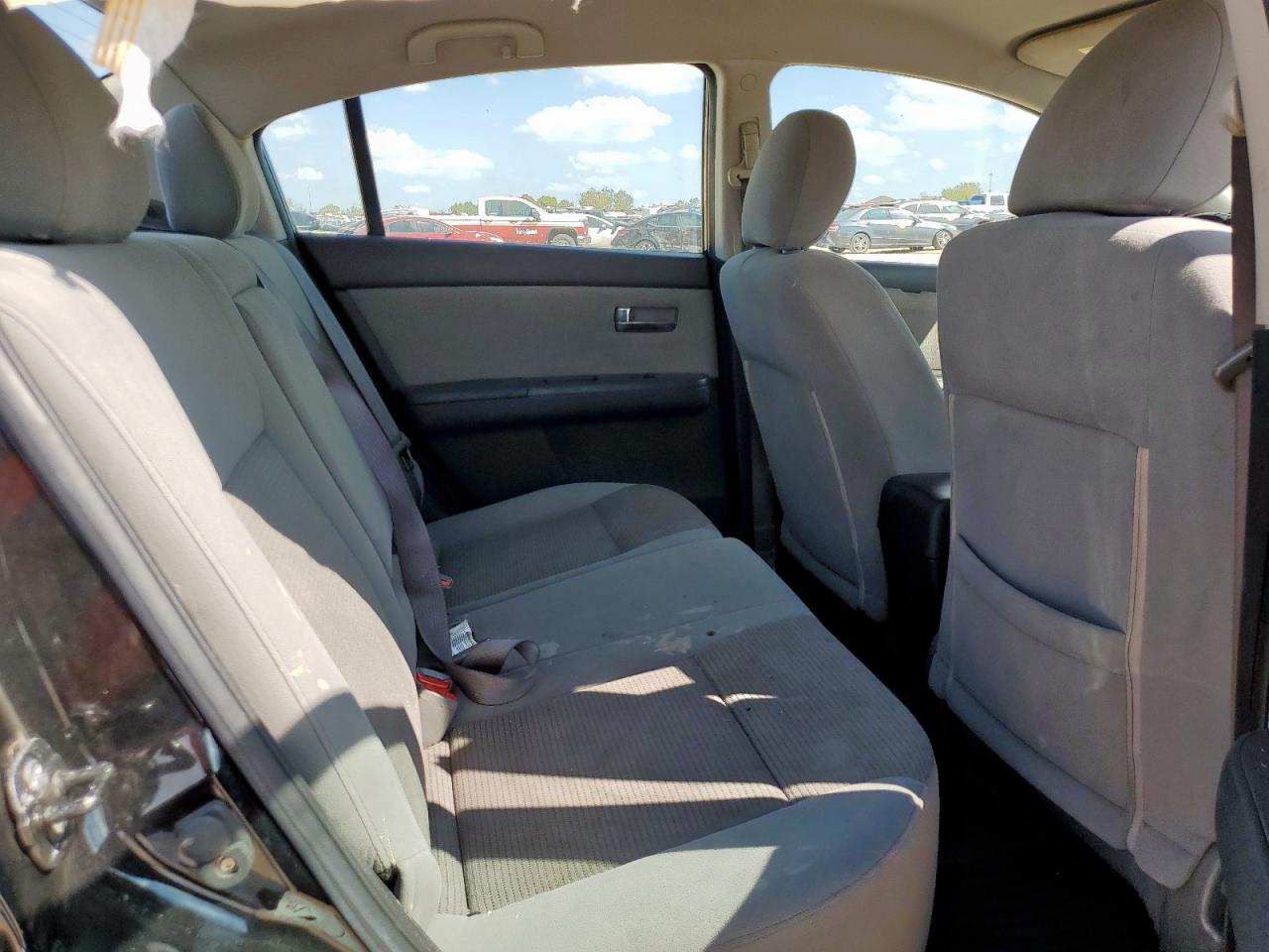 2011 Nissan Sentra 2.0 VIN: 3N1AB6AP0BL721960 Lot: 81308775