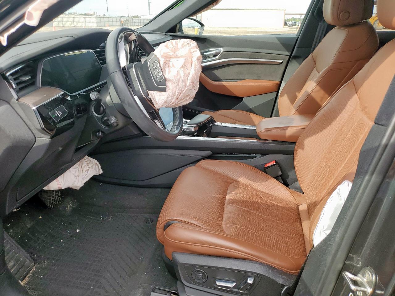 2019 Audi E-Tron Prestige VIN: WA1VABGE1KB009596 Lot: 83977925