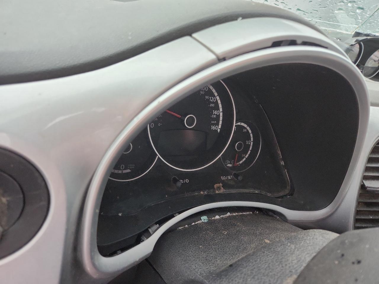 2014 Volkswagen Beetle VIN: 3VW5L7AT5EM821952 Lot: 80542455