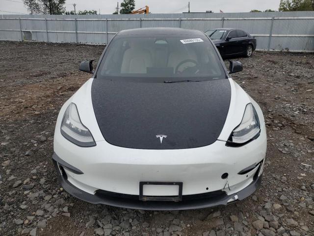  TESLA MODEL 3 2022 Biały