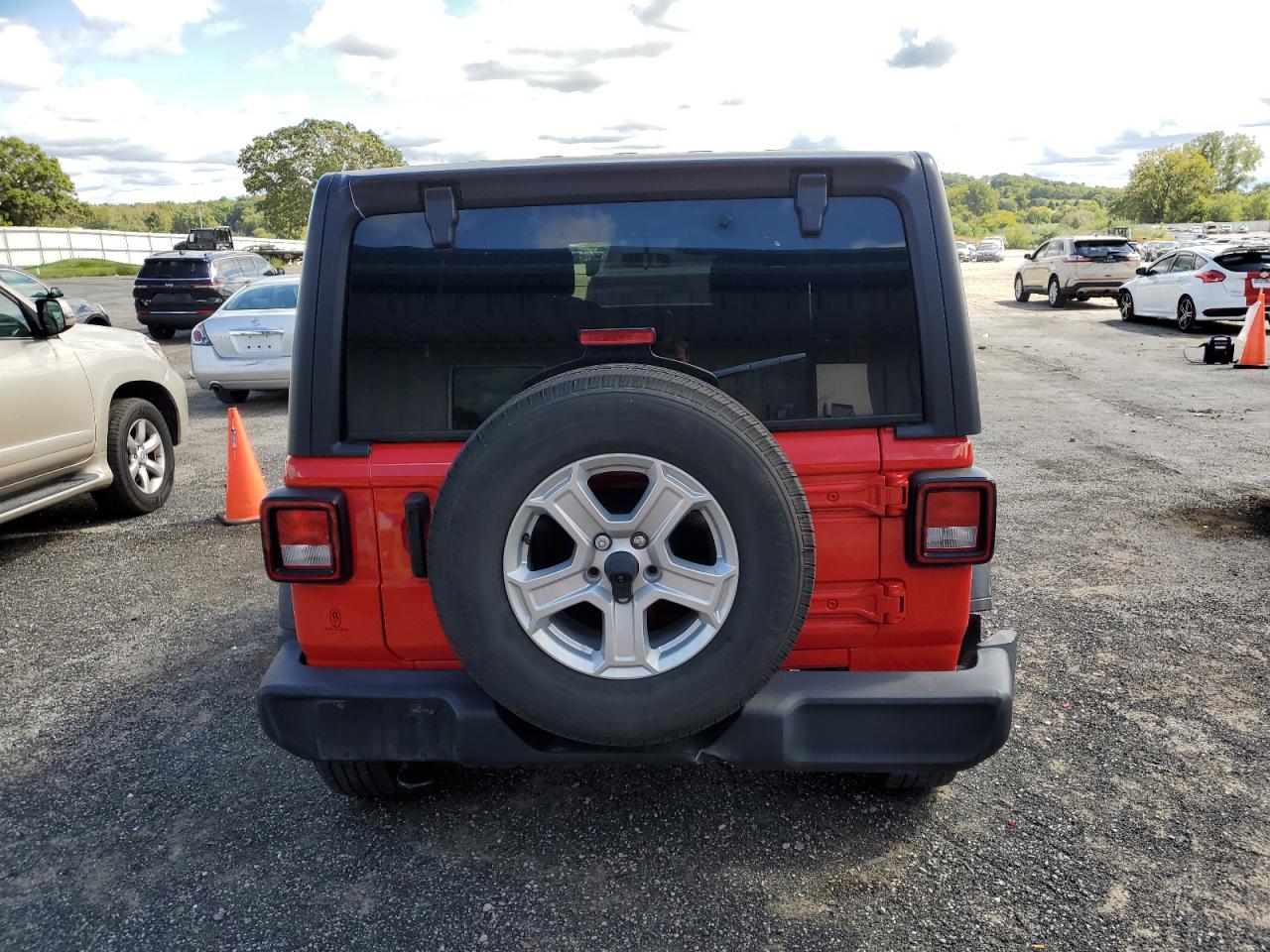 2021 Jeep Wrangler Unlimited Sport VIN: 1C4HJXDG5MW515465 Lot: 70783685