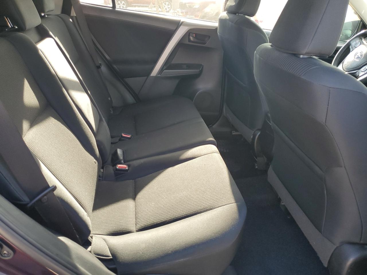 2017 Toyota Rav4 Le VIN: 2T3ZFREV0HW361217 Lot: 80084925