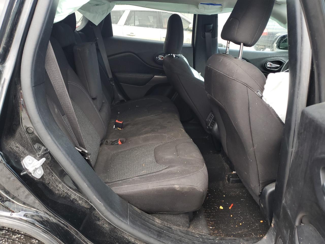 2020 Jeep Cherokee Latitude VIN: 1C4PJLCB2LD547505 Lot: 81244115