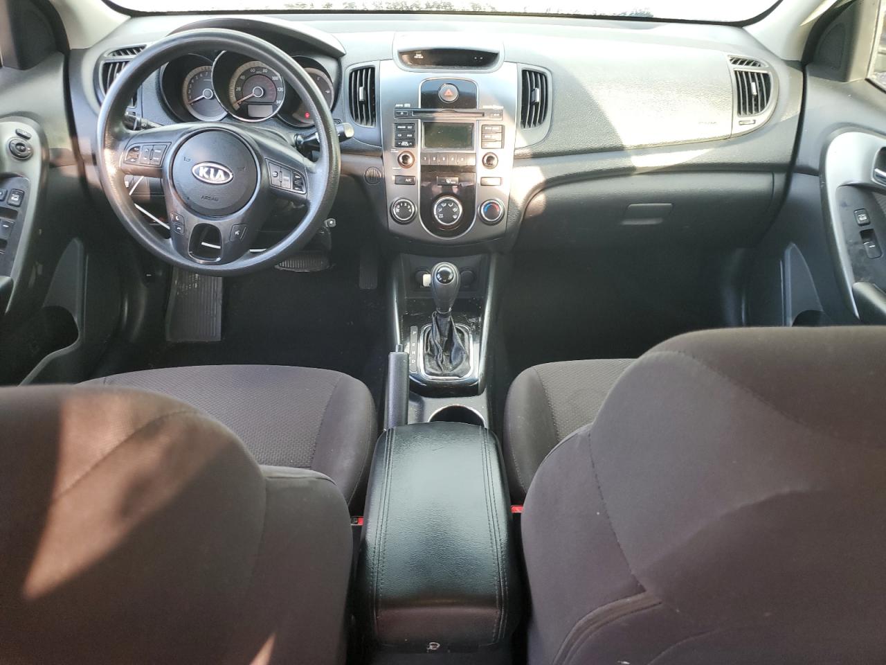 2013 Kia Forte Ex VIN: KNAFU4A20D5734245 Lot: 84265415