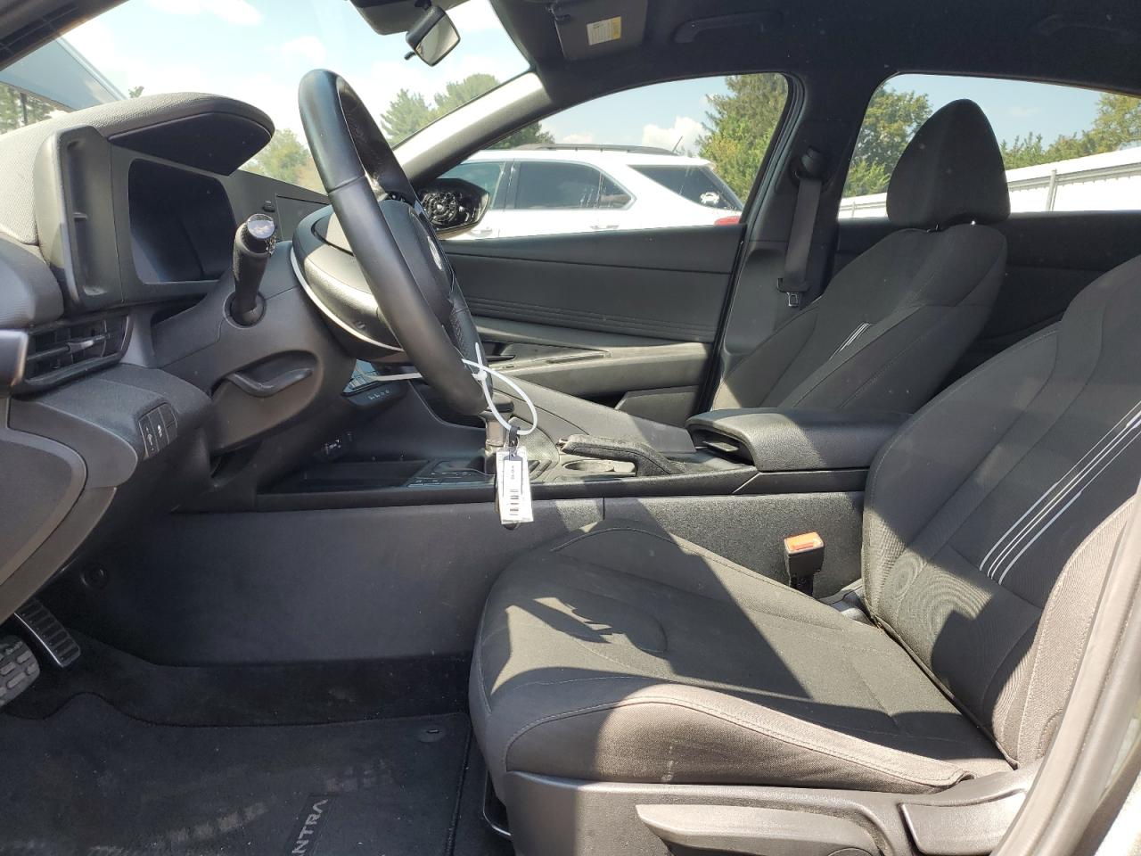 2025 Hyundai Elantra Sel Sport VIN: KMHLM4DGXSU915932 Lot: 81082205