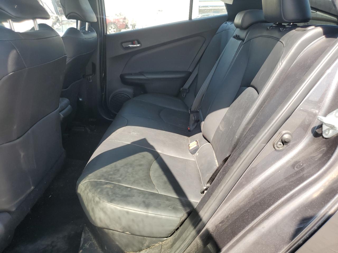 2018 Toyota Prius VIN: JTDKARFU4J3554128 Lot: 84007055