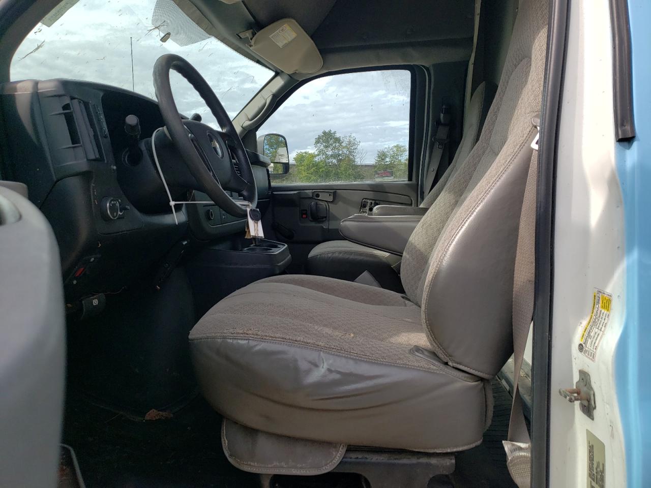 2008 Chevrolet Express G3500 VIN: 1GBHG31C681103037 Lot: 71513285