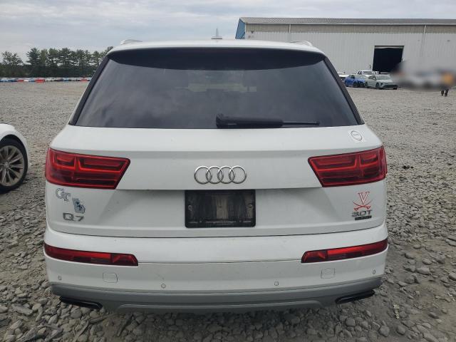 Паркетники AUDI Q7 2017 Белы