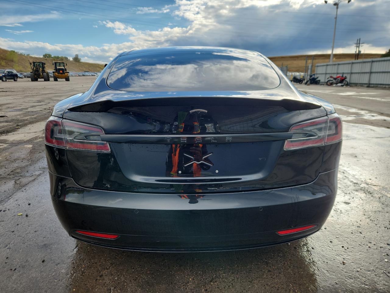 2016 Tesla Model S VIN: 5YJSA1E27GF168042 Lot: 81431925