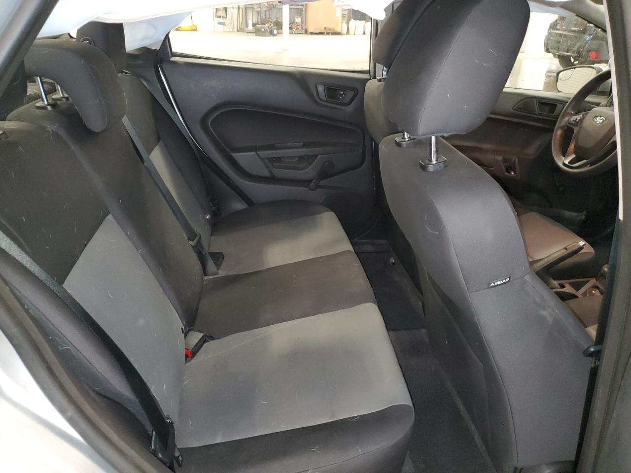 2015 Ford Fiesta S VIN: 3FADP4AJ5FM198422 Lot: 80954575