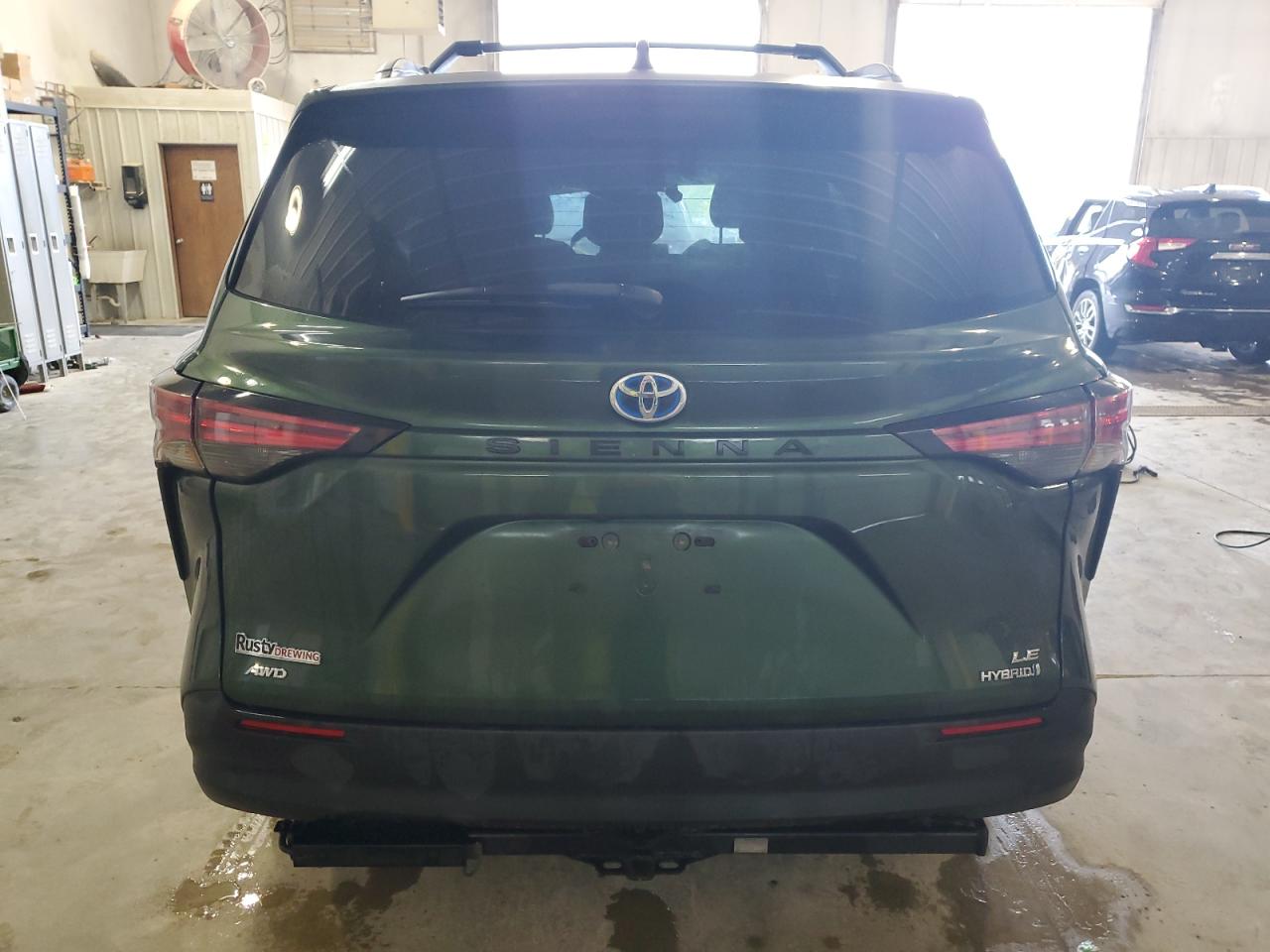 2022 Toyota Sienna Le VIN: 5TDBSKFC1NS070157 Lot: 82067005