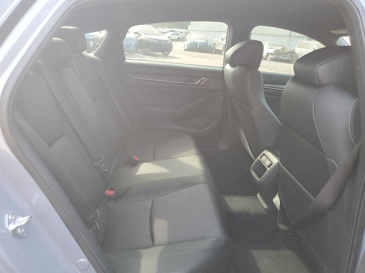 2022 Honda Accord Sport VIN: 1HGCV1F30NA117313 Lot: 82041095