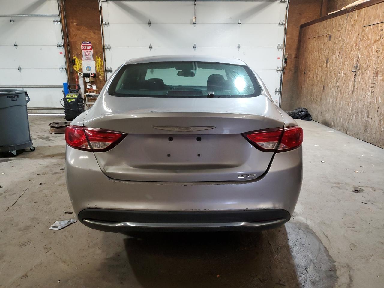 2015 Chrysler 200 Limited VIN: 1C3CCCAB4FN580147 Lot: 83938985