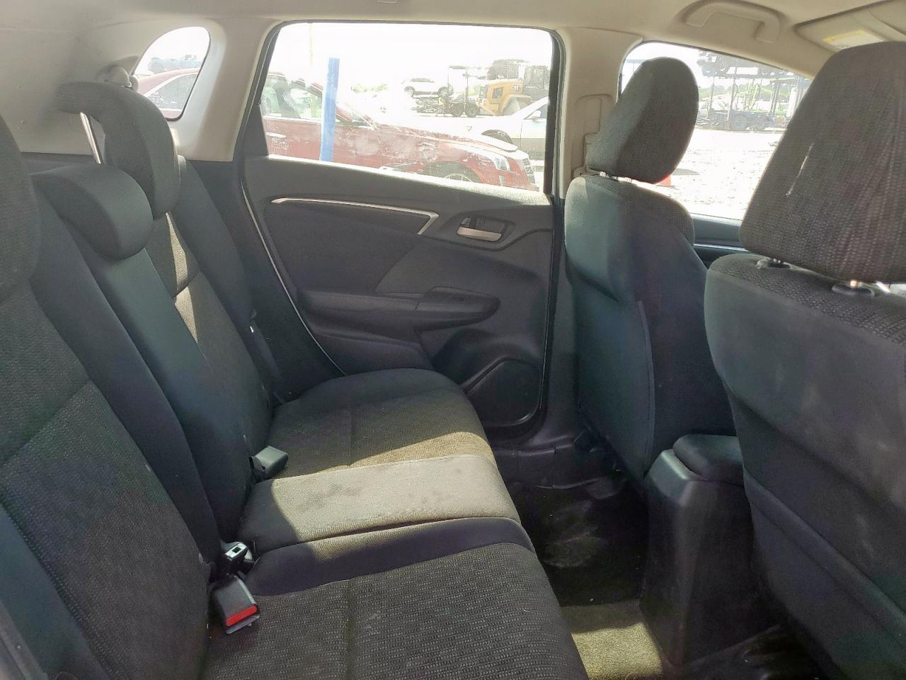 2016 Honda Fit Lx VIN: JHMGK5H50GX019542 Lot: 81305295