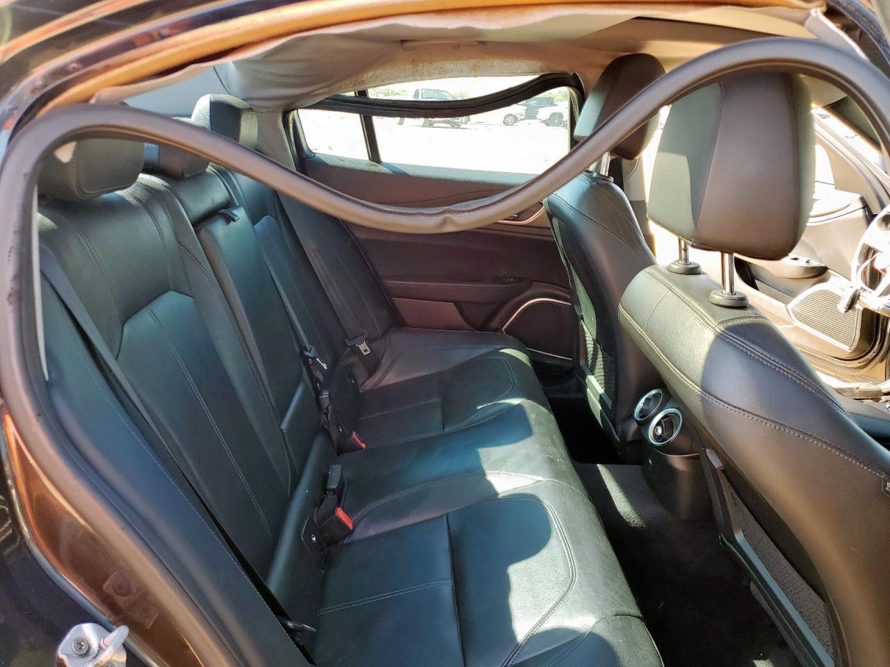 2017 Alfa Romeo Giulia VIN: ZARFAEBN6H7551927 Lot: 71884175