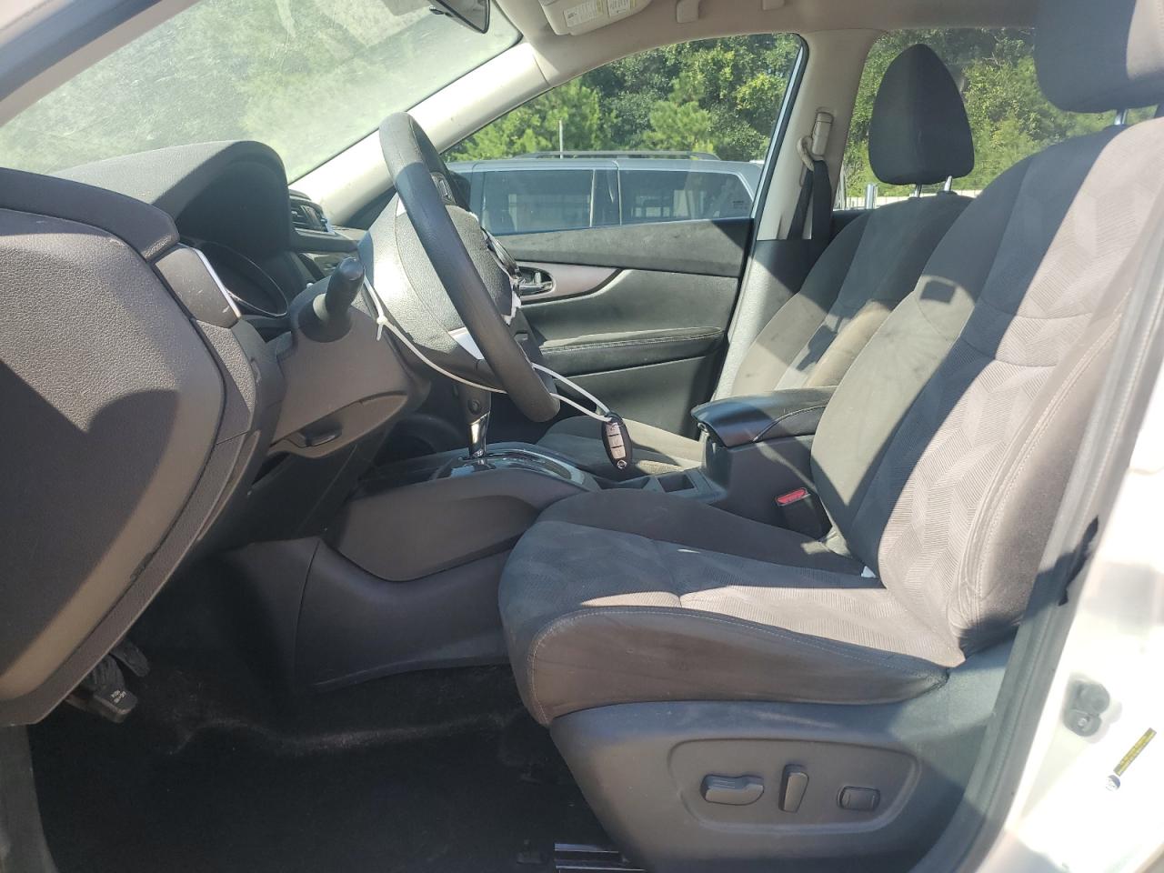 2016 Nissan Rogue S VIN: KNMAT2MT0GP619551 Lot: 71308545