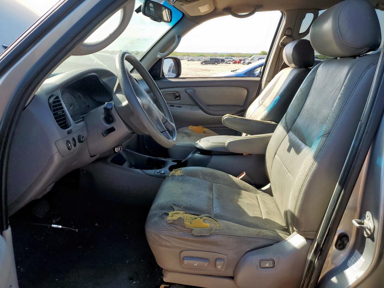 2002 Toyota Sequoia Sr5 VIN: 5TDZT34A22S123107 Lot: 83785095