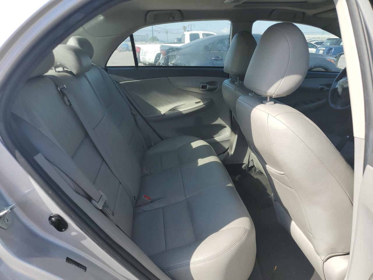 2010 Toyota Corolla Base VIN: 1NXBU4EE3AZ307063 Lot: 80453755