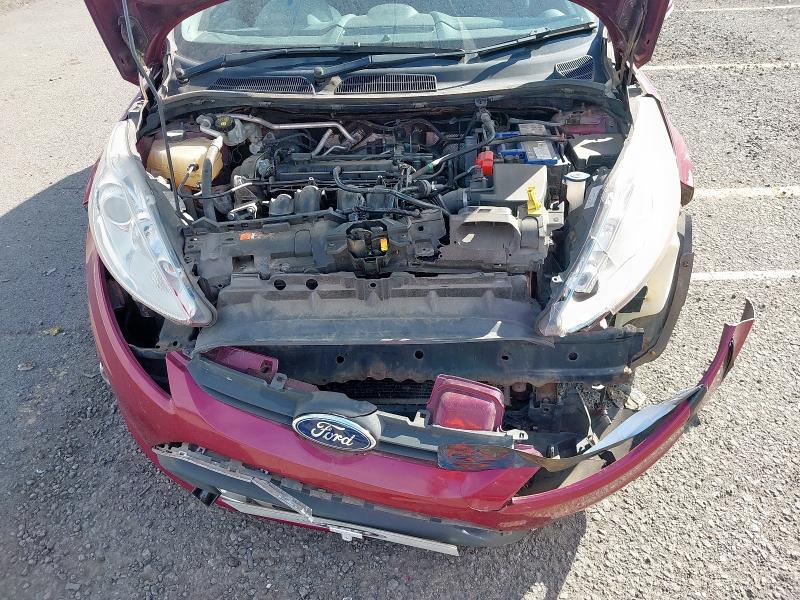2010 FORD FIESTA TITANIUM 