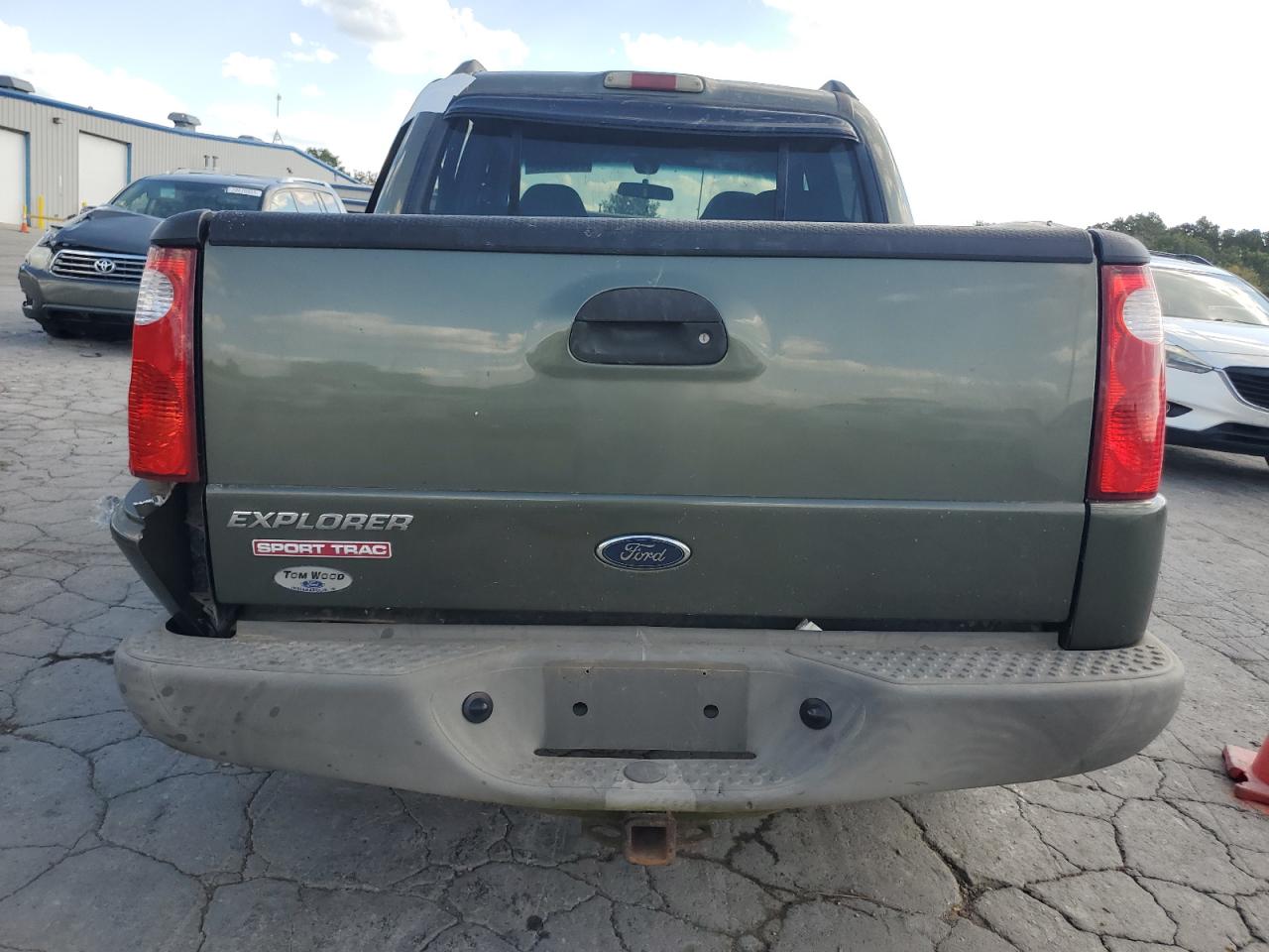 2002 Ford Explorer Sport Trac VIN: 1FMZU67EX2UC05428 Lot: 70204685