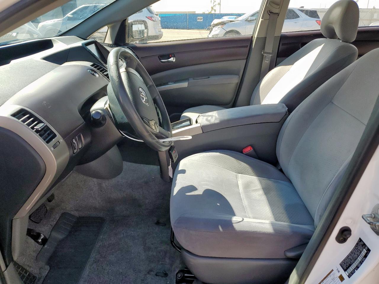 2005 Toyota Prius VIN: JTDKB20U153071330 Lot: 81516105