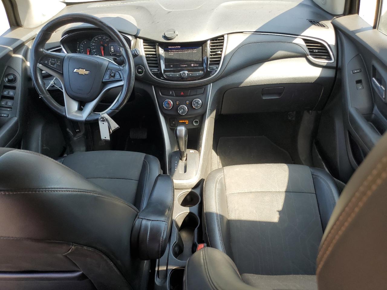 2021 Chevrolet Trax 1Lt VIN: KL7CJLSM3MB369857 Lot: 81872185